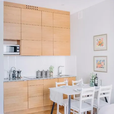 Apartel Plac Unii Lubelskiej * وارسو